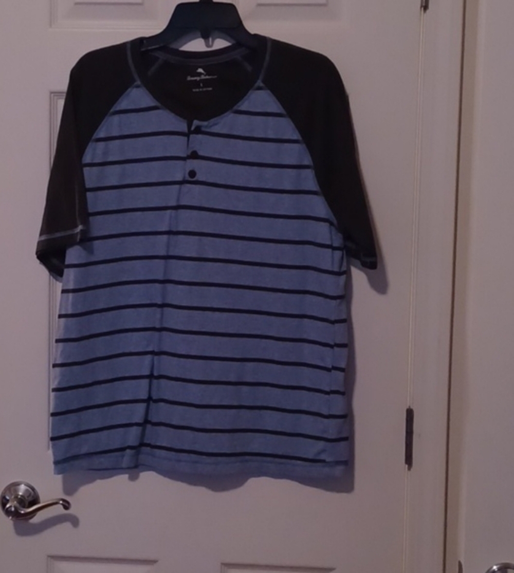 -- Tommy Bahama Gray and Blue Striped Henley Men's Size Large Casual - Picture 6 of 6